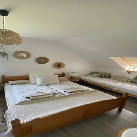 Casa de Férias In Ko Czewo Near Wild *